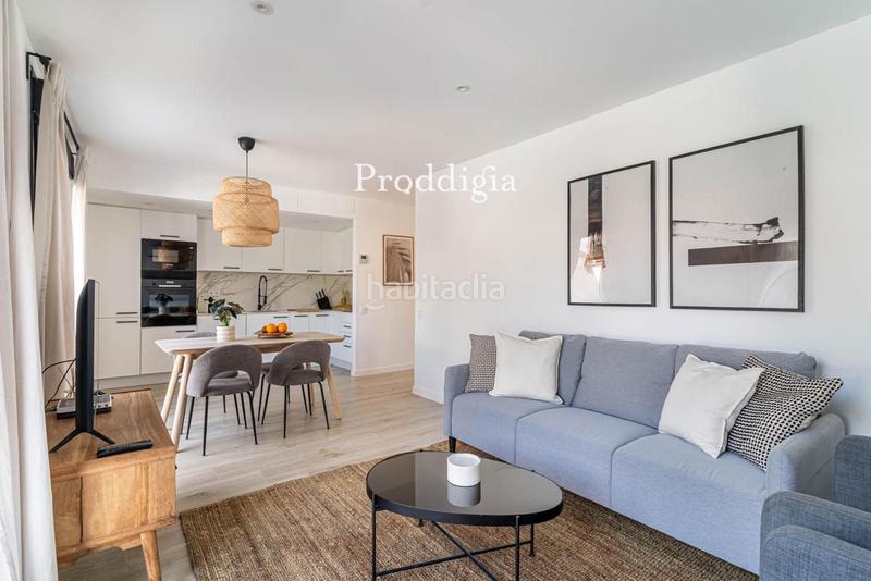 Foto 6ac4401c-db0b-4b17-8b0c-99ea53efb02b. Lloguer xalet amb piscina a Valldoreix Sant Cugat del Vallès