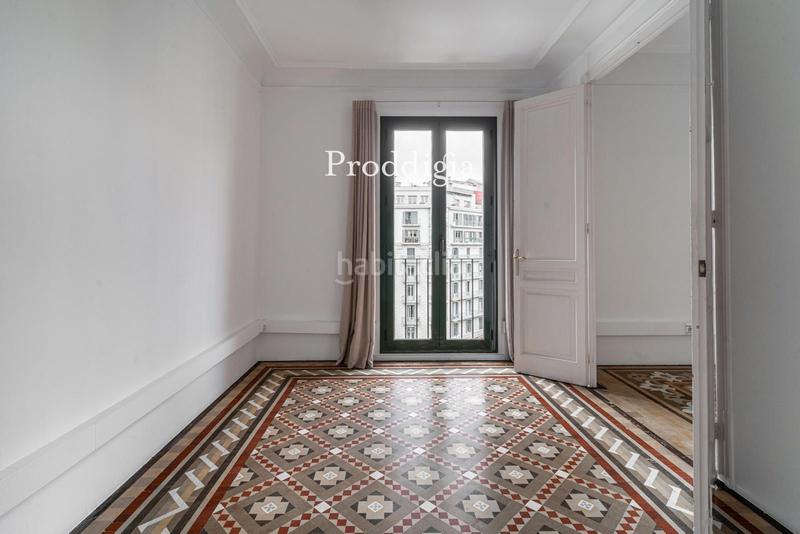 Foto a2f70227-5827-4359-a10c-4cf25d81680e. Location bureau avec chauffage dans Dreta de l´Eixample Barcelona