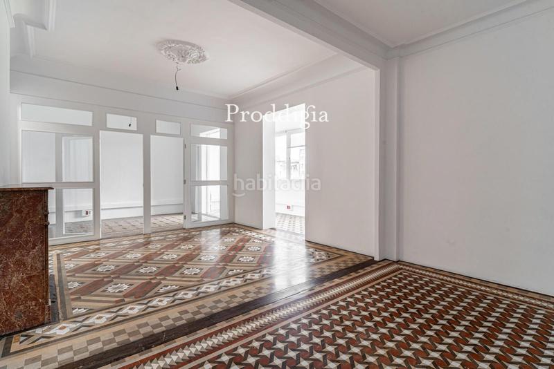Foto c51931df-28c6-4ba5-ab11-1f443419c892. Miete büro mit heizung in Dreta de l´Eixample Barcelona