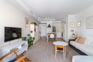 Piso en El Coll. Piso de 3 habitaciones en el centro de sant cugat