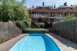 Location Maison jumelée  Villa. Espectacular casa adosada con piscina y vistas al golf