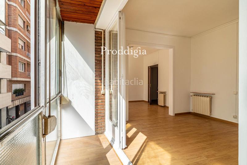 Foto acfb633d-cde0-446a-8b85-8eae97e950d3. Appartement avec chauffage dans Putget - Farró Barcelona