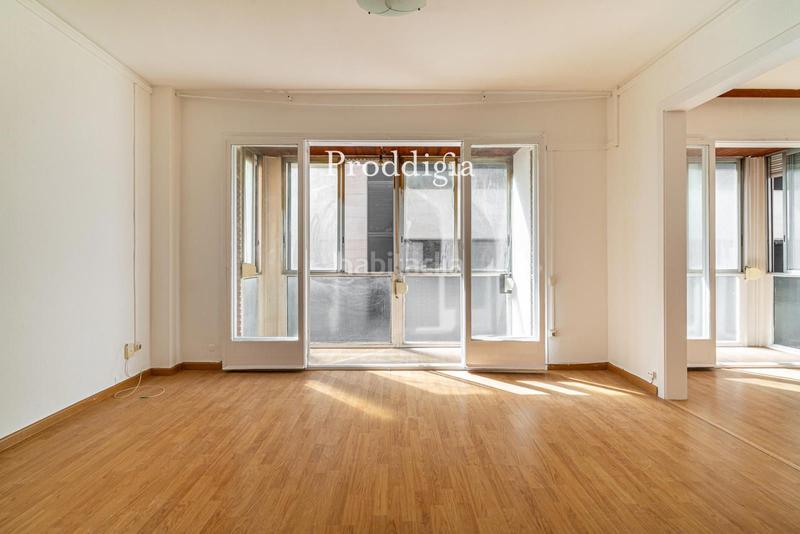 Foto ff2a1540-9461-4b2a-9c4b-26b4b936582a. Appartement avec chauffage dans Putget - Farró Barcelona