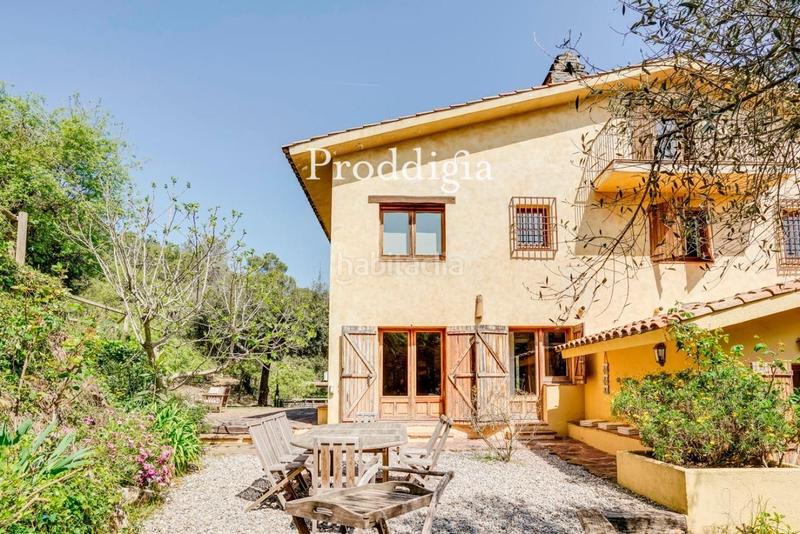 Foto 29a83649-9861-4fe4-8958-a16b7929a91e. Lloguer casa amb calefacció aparcament piscina a Sant Cugat del Vallès