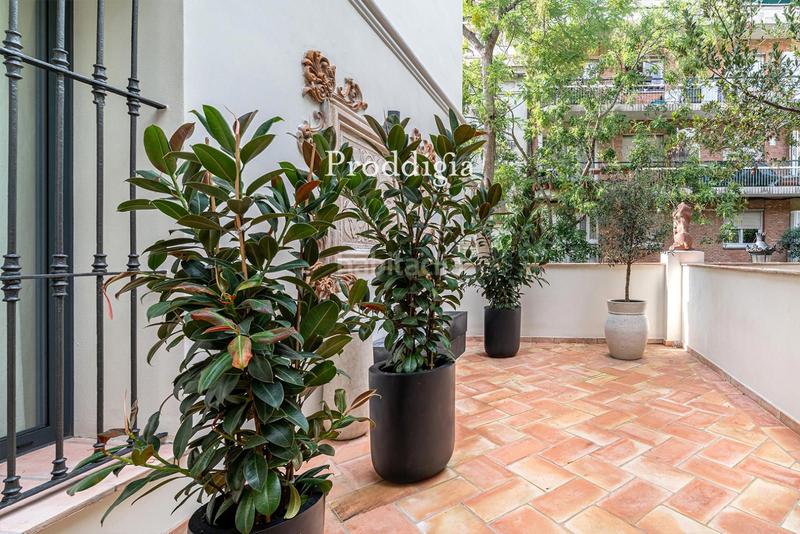 Foto 2dea6e9e-57af-44fe-aa95-d8521a408889. Maison avec chauffage parking piscine dans Sant Gervasi - Bonanova Barcelona