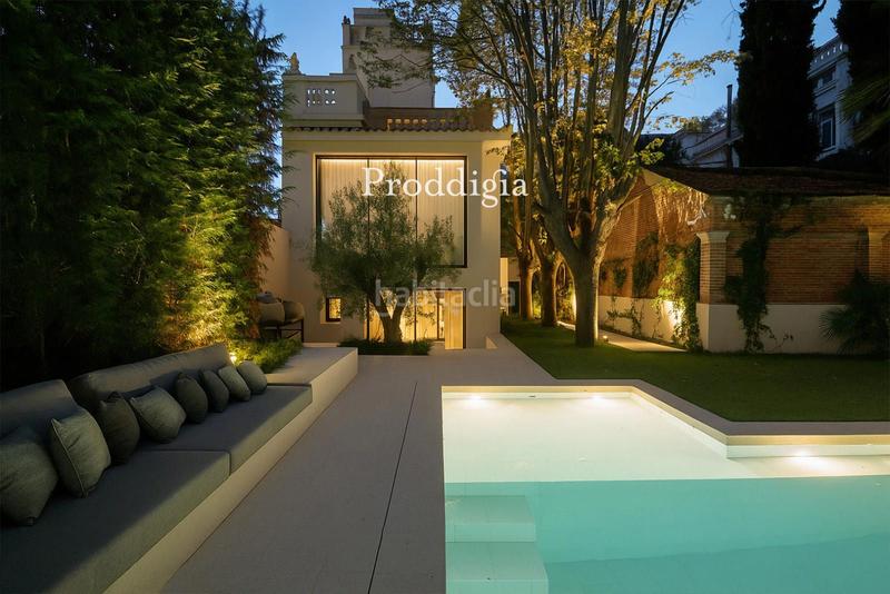 Foto bb28fa51-c684-4c74-8eb9-15d4fd0cf905. Maison avec chauffage parking piscine dans Sant Gervasi - Bonanova Barcelona