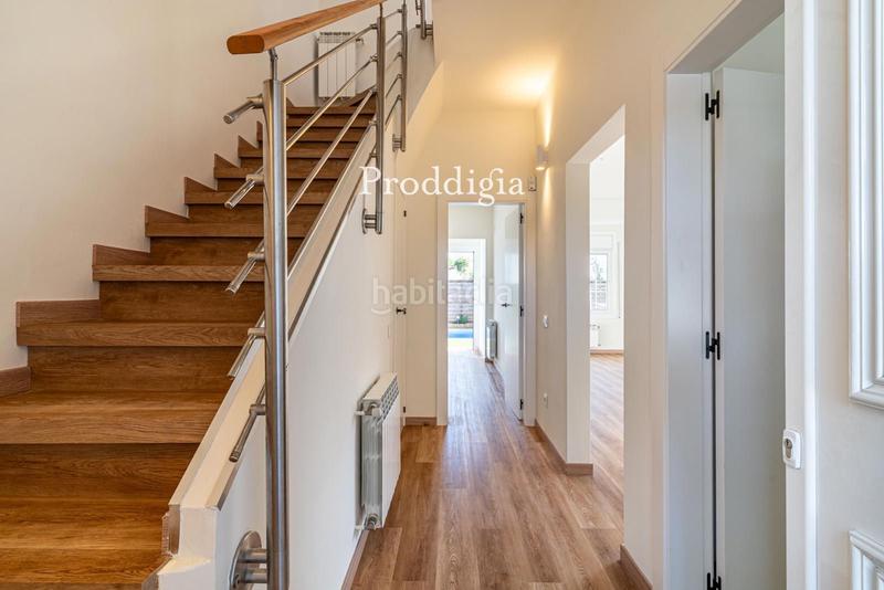 Foto 10063f66-1e61-4eac-85cc-1345ea5ba024. Xalet amb calefacció aparcament piscina a Mira-sol Sant Cugat del Vallès