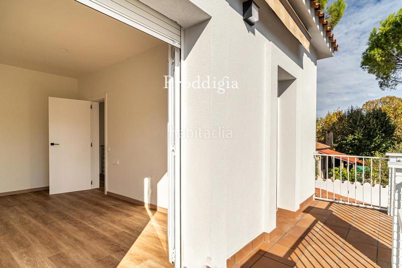 Foto 67b95758-aa14-41e7-b315-5d45598d2ce0. Xalet amb calefacció aparcament piscina a Mira-sol Sant Cugat del Vallès