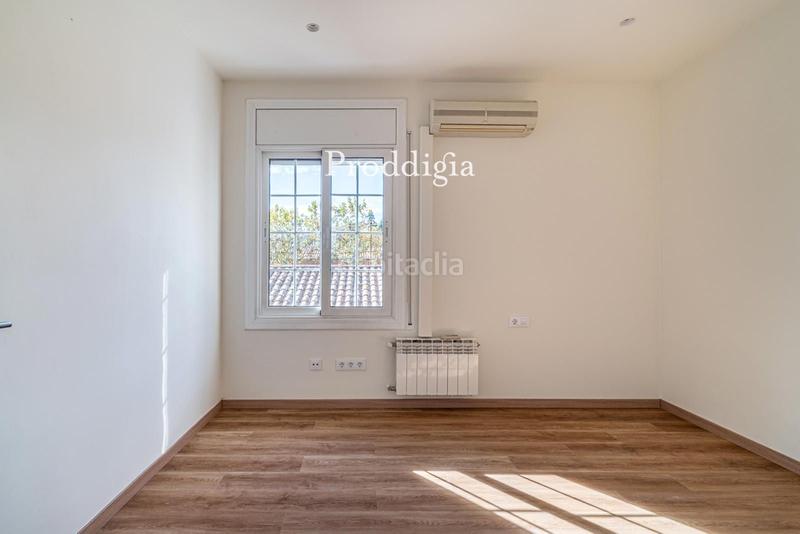 Foto 6b11e0a3-0be0-47ca-b60e-0108444e09bf. Xalet amb calefacció aparcament piscina a Mira-sol Sant Cugat del Vallès