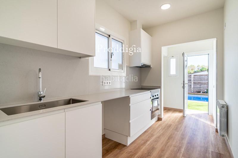 Foto 98392656-9964-4c43-a6f4-5347da4cbb6e. Xalet amb calefacció aparcament piscina a Mira-sol Sant Cugat del Vallès