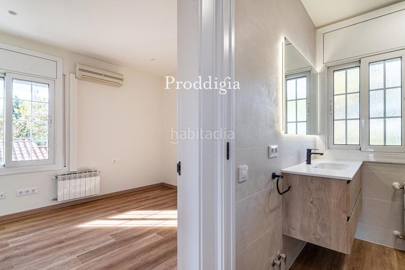 Foto ca37a37f-0459-40ea-93eb-c33922eaefaa. Xalet amb calefacció aparcament piscina a Mira-sol Sant Cugat del Vallès