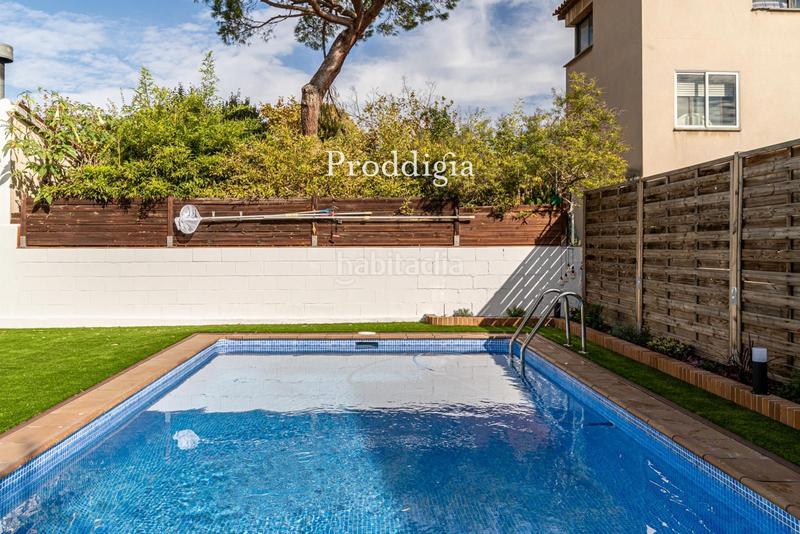 Foto cab7570a-16a9-487d-93b2-c85cb54bcc89. Xalet amb calefacció aparcament piscina a Mira-sol Sant Cugat del Vallès