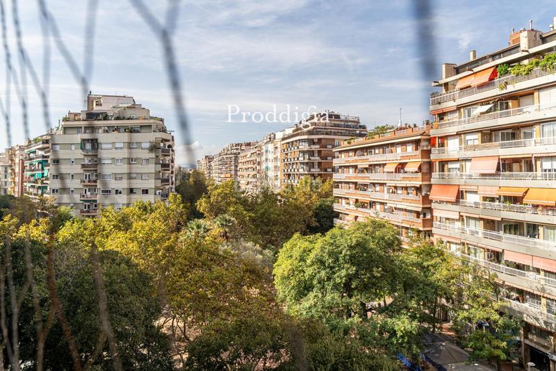 Foto 18e6834b-9a72-4bc4-bd6b-4f3e1ee54828. Pis amb calefacció a Sant Antoni Barcelona