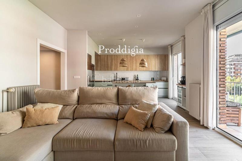 Foto 24a7e1d5-d1e9-4900-8b89-f33a7a953a21. Pis amb calefacció a Sant Antoni Barcelona