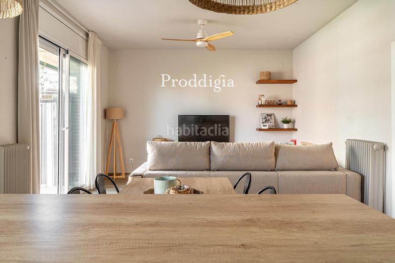 Foto 3581f7f0-7816-4b8d-8f08-2ab991c29b34. Pis amb calefacció a Sant Antoni Barcelona