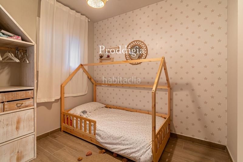 Foto 97ba83e9-960f-4378-9d67-3ba7e5fc1662. Pis amb calefacció a Sant Antoni Barcelona