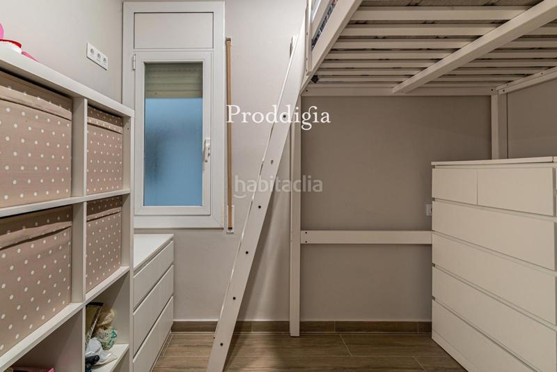 Foto e0cf2769-95e8-4f55-b38c-13154345d6a0. Pis amb calefacció a Sant Antoni Barcelona