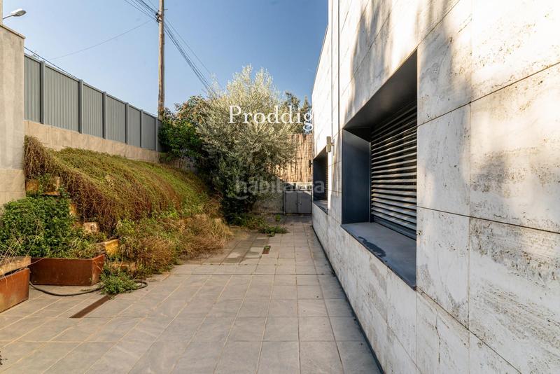 Foto 27ea48dc-bbe4-4d0f-852e-43ad56153935. Chalet mit heizung parking pool in Valldoreix Sant Cugat del Vallès