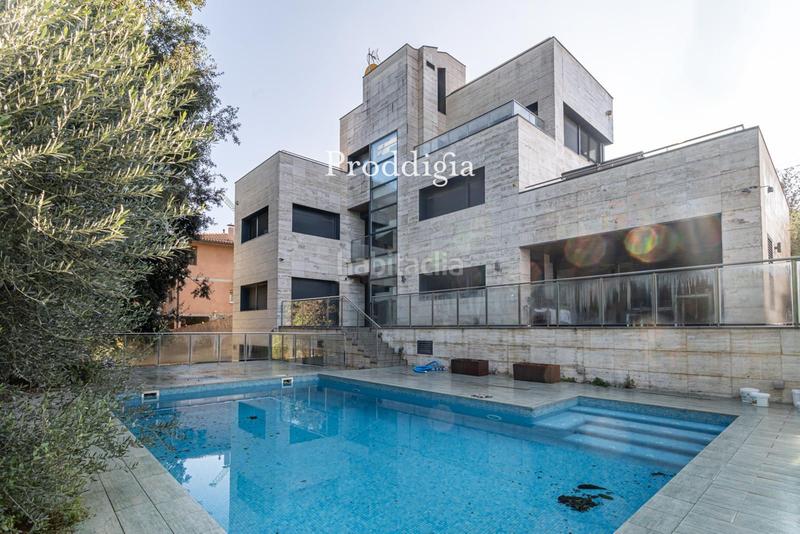 Foto a5098e3b-1a7d-44b9-a03b-045f031b6f73. Chalet mit heizung parking pool in Valldoreix Sant Cugat del Vallès