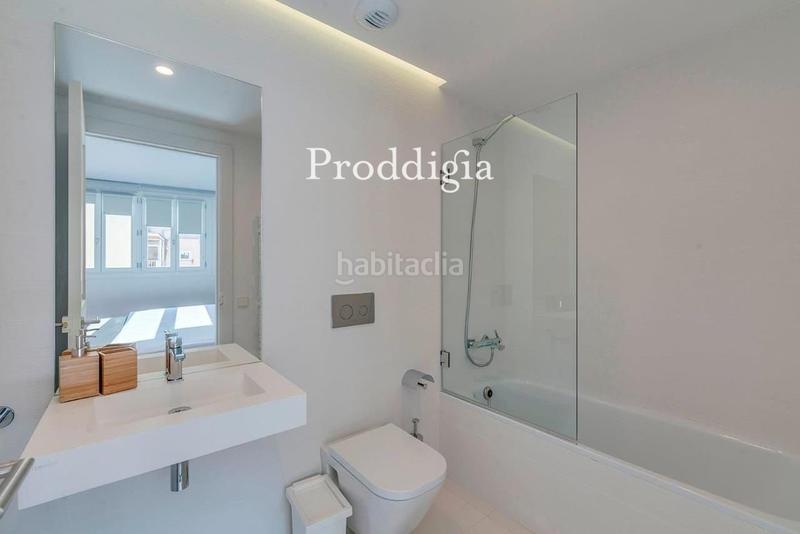 Foto 4ea7e09f-86e4-43d8-a30c-6c0307c735c4. Affitto appartamento con riscaldamento in Raval Barcelona