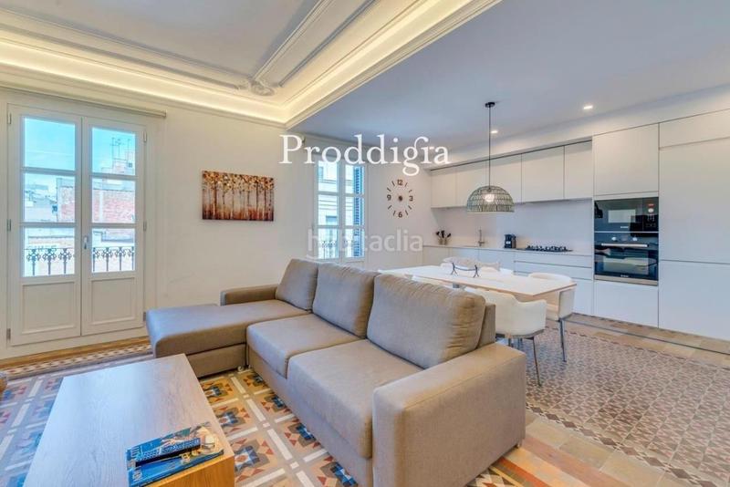 Foto 6e808eea-ca58-48dd-a159-2b6b7a7b4ba3. Location appartement avec chauffage dans Raval Barcelona