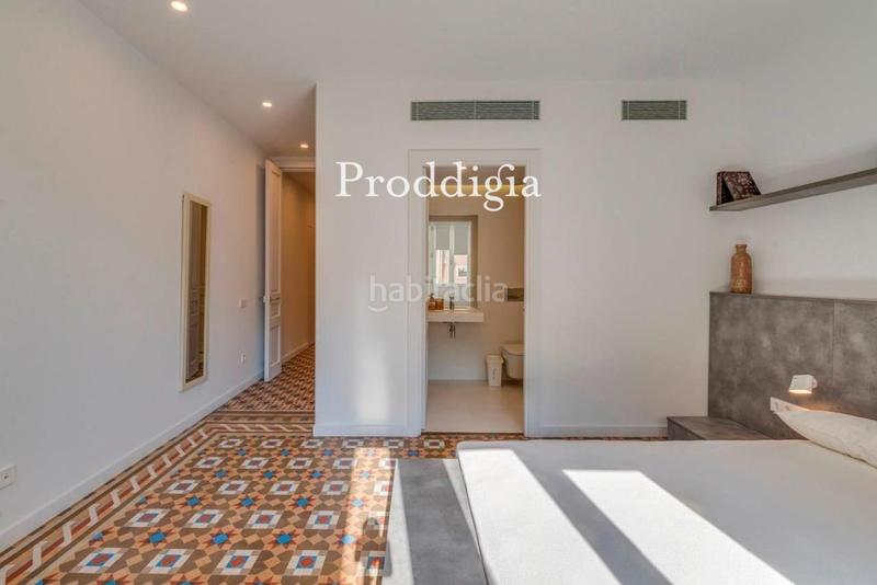 Foto e1bc0e47-d834-4a68-ad01-c9031086e90e. Miete etagenwohnung mit heizung in Raval Barcelona