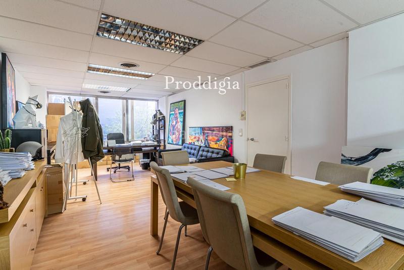 Foto cff2b930-06a8-46bf-af57-d8fcfd68bfc6. Rent office space in Sant Gervasi - Galvany Barcelona