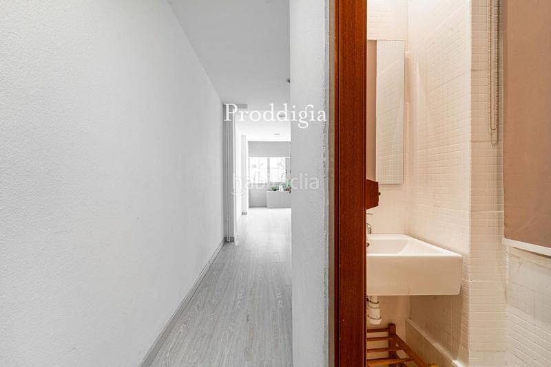 Foto 0735ff5c-8458-4cc0-8ea8-9e6da628bb52. Alquiler oficina  tipo loft en alquiler en Barcelona