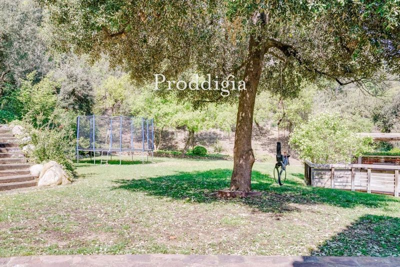 Foto b34b94b6-75b6-4f8a-849a-09d9cee77418. Rent house with heating parking pool in Valldoreix Sant Cugat del Vallès