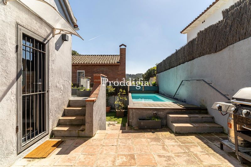 Foto 3dbece84-058d-4f3d-8715-dd9a7ec8ea0e. Alquiler casa encantadora casa nueva con zona exterior y piscina en Valldoreix en Sant Cugat del Vallès