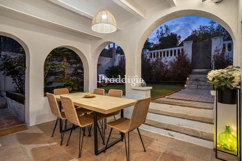 Foto 3f67f260-4724-4642-818e-bfe5e76ce25b. Alquiler casa encantadora casa nueva con zona exterior y piscina en Valldoreix en Sant Cugat del Vallès