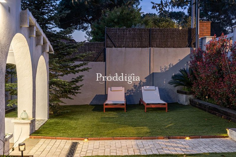 Foto 522274fc-cfd2-4224-a48a-7a7548f43428. Alquiler casa encantadora casa nueva con zona exterior y piscina en Valldoreix en Sant Cugat del Vallès