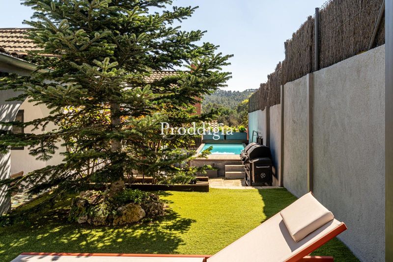 Foto 78d0f1ad-1409-4928-90b6-25c47249083c. Alquiler casa encantadora casa nueva con zona exterior y piscina en Valldoreix en Sant Cugat del Vallès