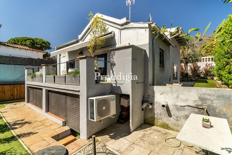 Foto 9cda2bf8-920f-4989-bb7a-683f444227d7. Alquiler casa encantadora casa nueva con zona exterior y piscina en Valldoreix en Sant Cugat del Vallès