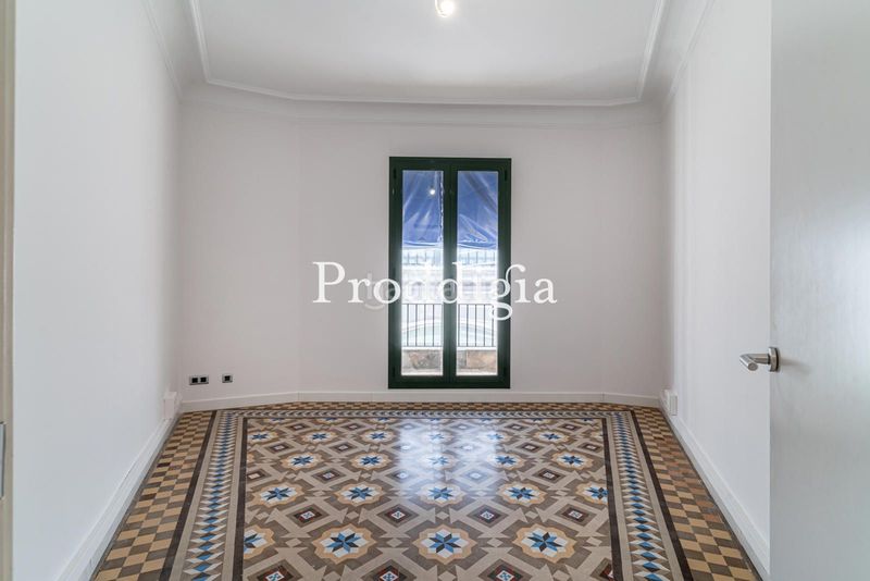 Foto 871a720e-069c-4406-a7f3-b0506fef0eb5. Rent office space with heating in Dreta de l´Eixample Barcelona
