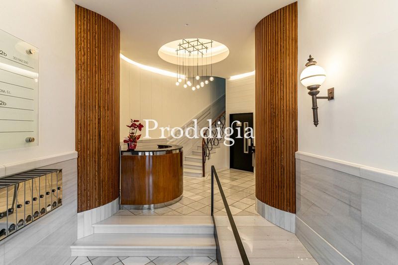 Foto e4211270-baea-430c-9980-dd1bec9a403d. Rent office space with heating in Dreta de l´Eixample Barcelona