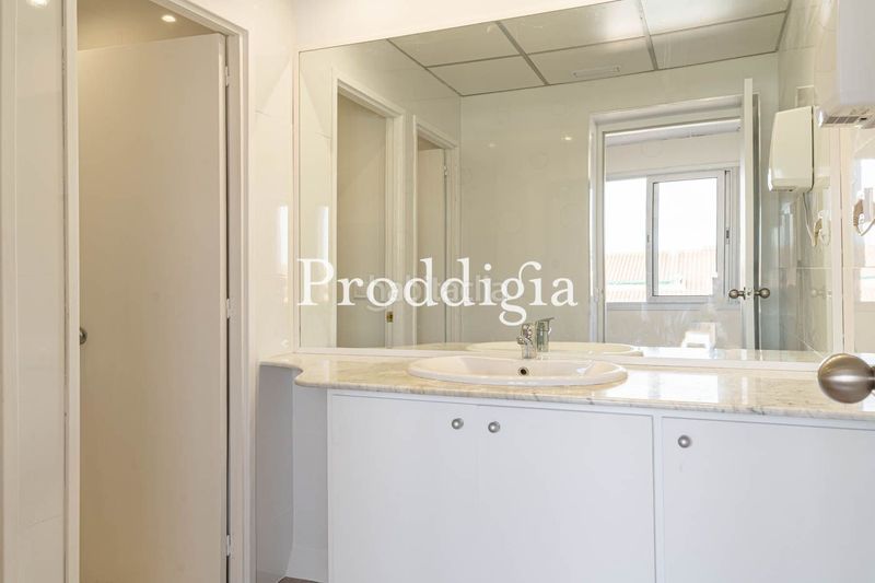 Foto 4c683b0c-4368-415e-a88a-0f1387ff48da. Office space with heating in El Coll Sant Cugat del Vallès