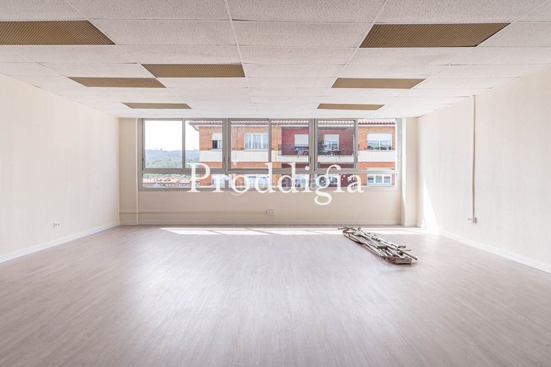 Foto f22c2cb4-44b9-49f4-9a90-4b002697bf4d. Office space with heating in El Coll Sant Cugat del Vallès