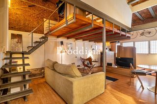 Etagenwohnung  Pare laínez. Impresionante loft en el distrito de gracia