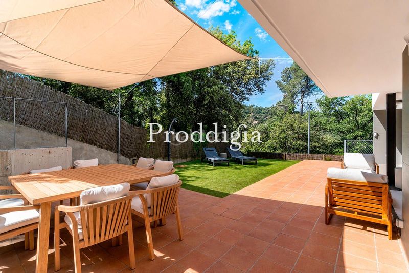 Foto 8b6ba812-9810-44ef-8a40-57f4dc54bab3. Rent house with heating parking in Vallvidrera - Tibidabo - Les Planes Barcelona