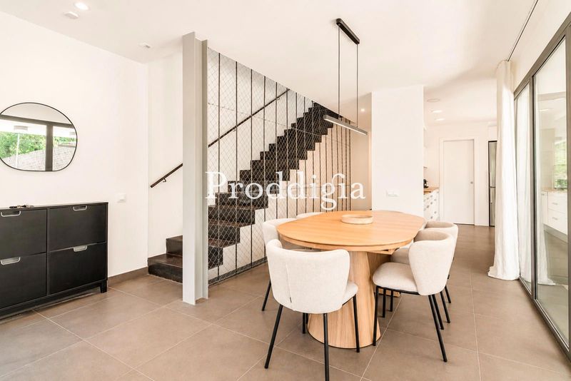 Foto a2eb0934-ba27-4f71-8411-c3c1a3e08c7e. Rent house with heating parking in Vallvidrera - Tibidabo - Les Planes Barcelona