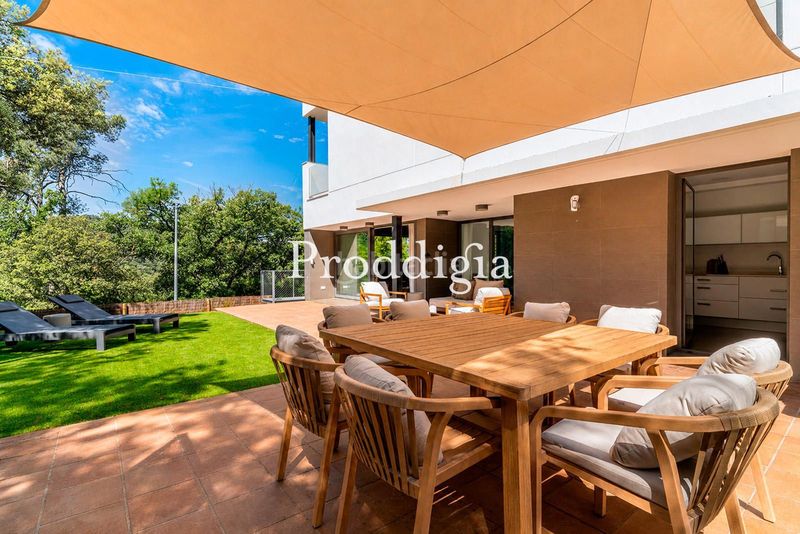 Foto b89b8b42-2153-4d5e-a071-ba3836018ae8. Rent house with heating parking in Vallvidrera - Tibidabo - Les Planes Barcelona