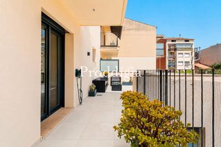 Piso en Centre - Estació. Diseño y terraza en el centro de sant cugat