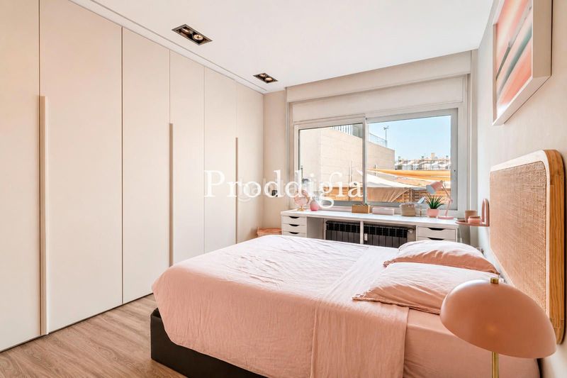 Foto a59dcb87-72da-4f28-85cd-207aa78bdd95. Pis amb calefacció a Vila de Gràcia Barcelona
