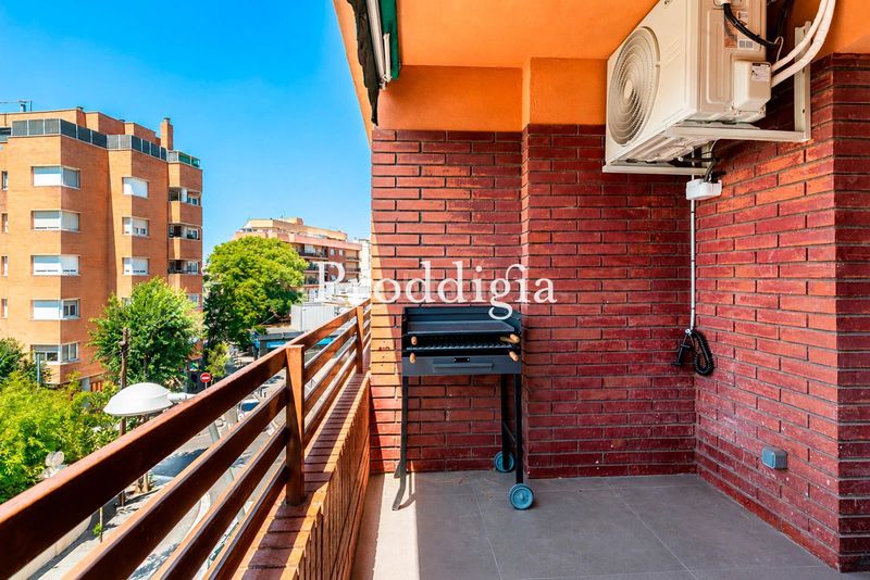 Foto b989b9f3-3b4e-44e8-ba9e-689da774a883. Pis amb calefacció aparcament a Mercat Rubí