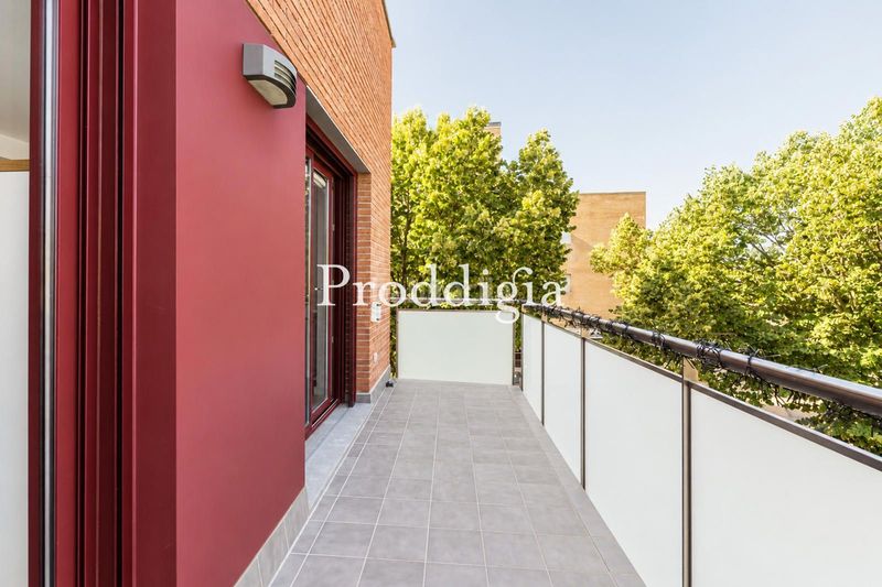 Foto 21fc3f36-e797-4d69-9304-faa1e5ed9194. Casa adossada amb aparcament piscina a Ca n´Oriol Rubí