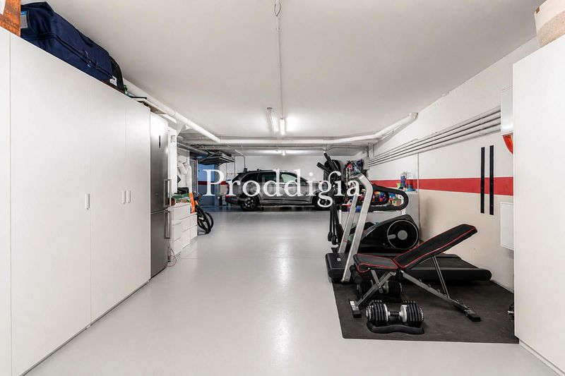 Foto bc770fe6-fc04-4253-9318-fd474c59a9e1. Casa adossada amb aparcament piscina a Ca n´Oriol Rubí