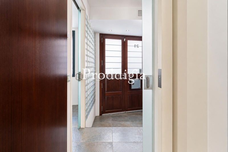 Foto 2b89a440-8015-446b-8a60-df27594ead36. Casa amb calefacció aparcament a Sarrià Barcelona
