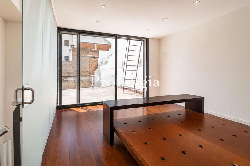 Foto 3116ff06-e8ca-44e1-b9df-2e07b1336e6e. Casa amb calefacció aparcament a Sarrià Barcelona