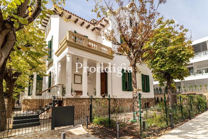 Foto f163218e-1fd2-4ad5-8286-cf51793043e0. Rent chalet with heating parking pool in Colomer Sant Cugat del Vallès